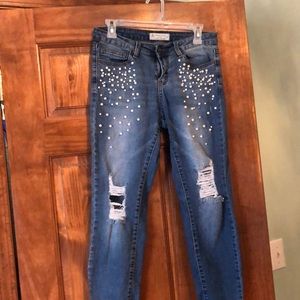 Cropped pearl detail jeans